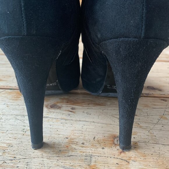 L.K. Bennett Black Suede Side Zip Nikita Boot Bootie - Picture 9 of 13